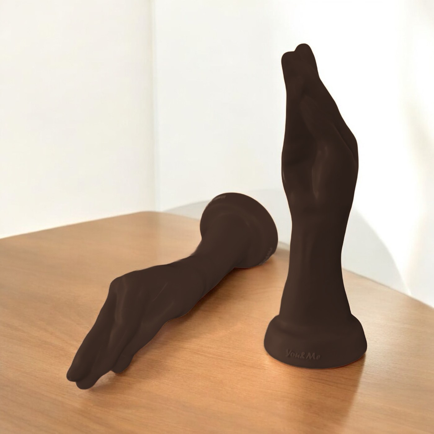 Gode Fist by Mistress Cassandre couleur peau Ébène