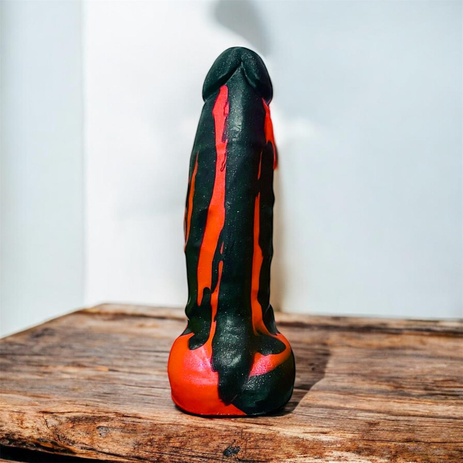 Gode Classics en silicone bi-ton rouge et noir, vue de face – You & Me FrenchToys
