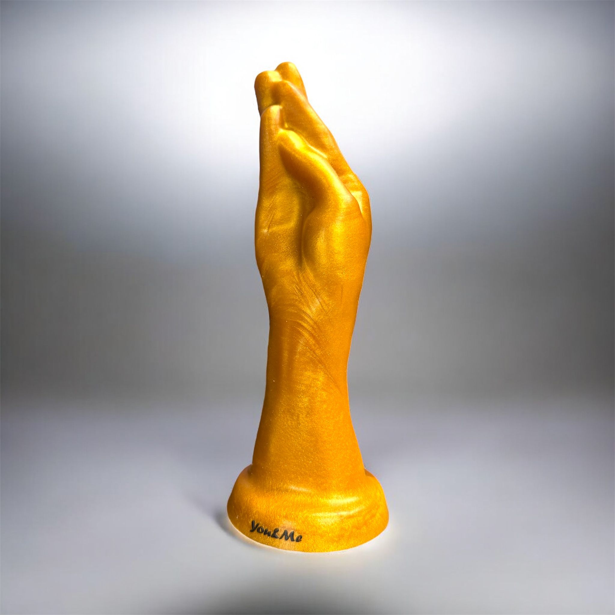 Gode Fist by Mistress Cassandre en silicone or métallisé – You & Me FrenchToys