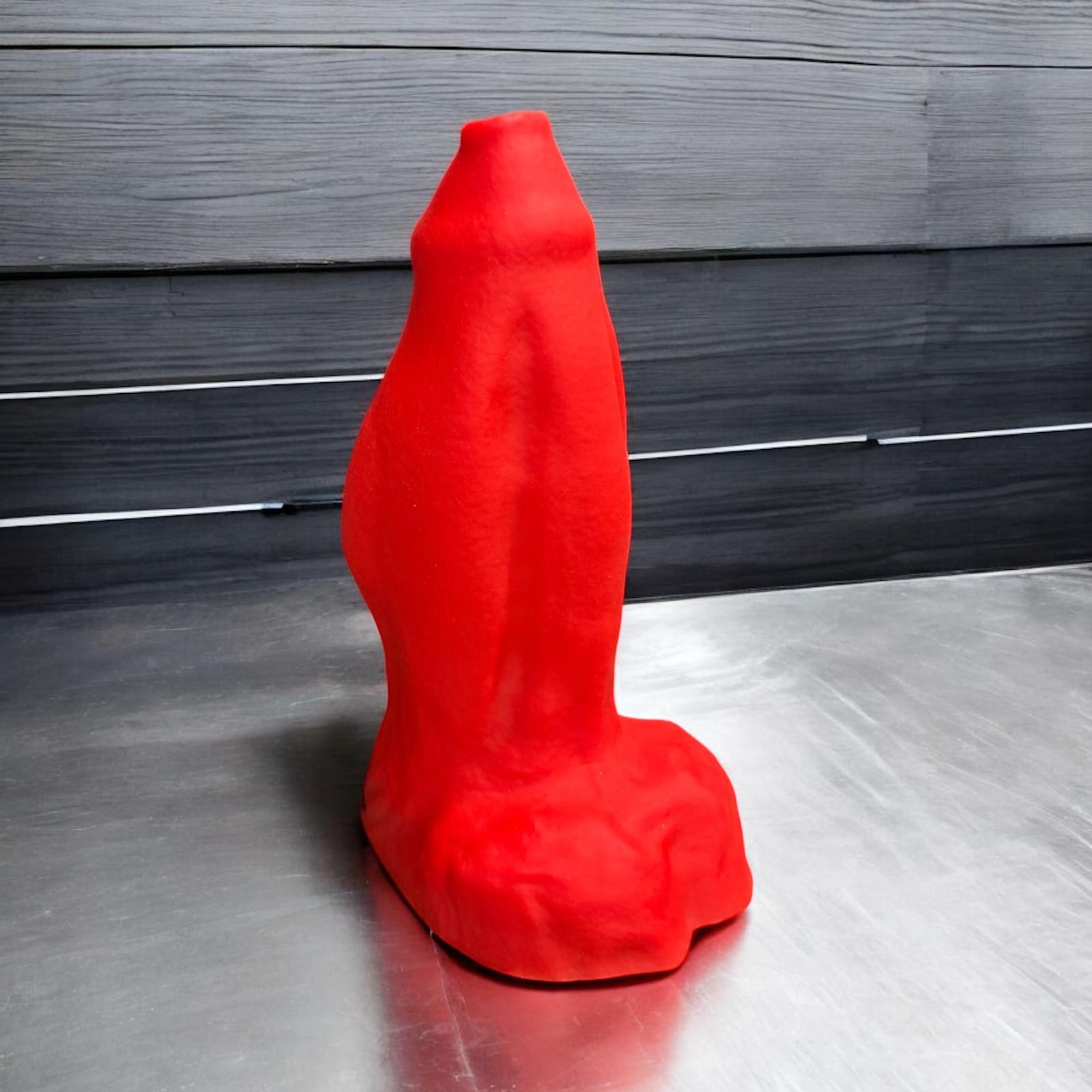Gode Titan en silicone rouge, vue de profil – You & Me FrenchToys