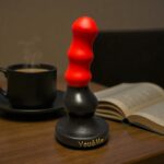 Plug King Balls en silicone rouge à base noire – You & Me FrenchToys